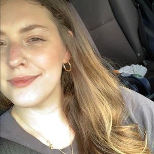 Meet your Posher, Kim